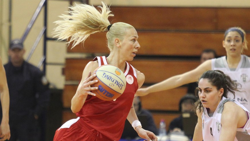 Μπάσκετ γυναικών – Κυπελλούχος ο Ολυμπιακός για τρίτη φορά στην ιστορία του