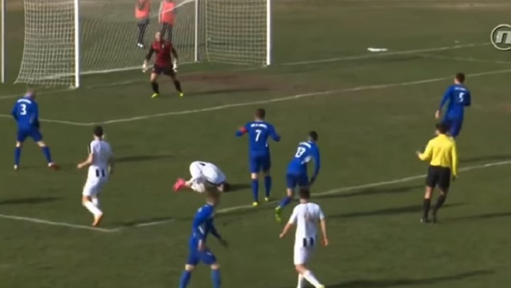 ΒΙΝΤΕΟ- σοκ: Η στιγμή που ο 25χρονος ποδοσφαιριστής στην Κροατία πέφτει νεκρός στο γήπεδο