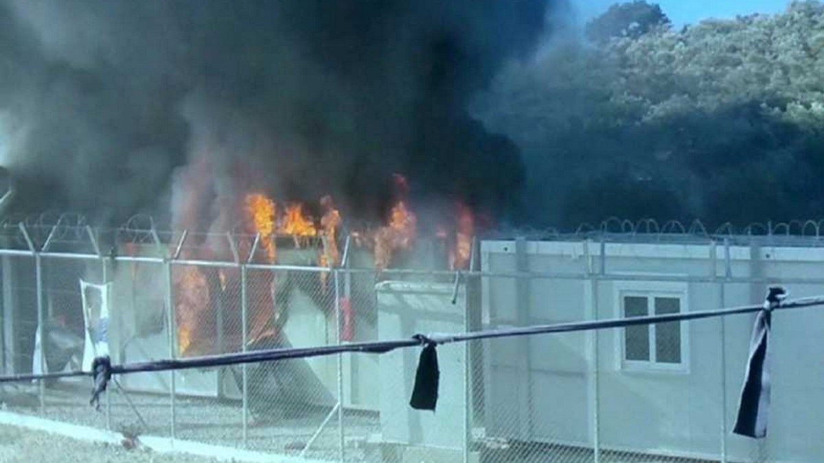 Επεισόδια στο κέντρο φιλοξενίας προσφύγων στα Οινόφυτα