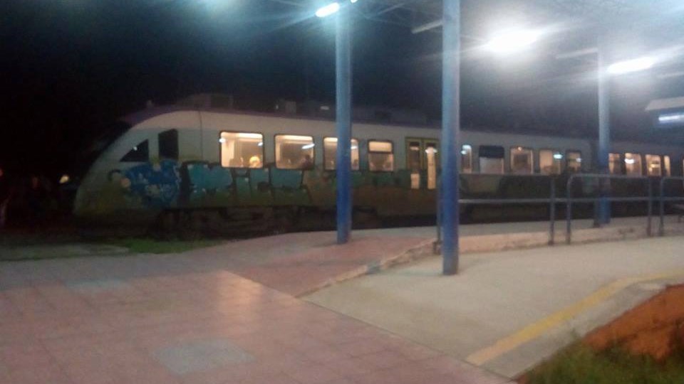 Εκτροχιάστηκε τρένο στην Κατερίνη – ΦΩΤΟ