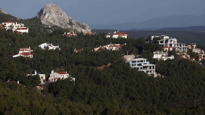 Παράταση στις εκπτώσεις για τα αυθαίρετα