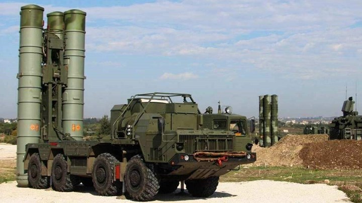 Οι ΗΠΑ απειλούν με κυρώσεις την Τουρκία για την αγορά των ρωσικών πυραύλων S-400