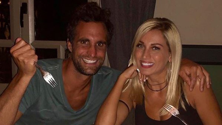 Δρυμωνάκος και Σπυροπούλου έκαναν… reunion τρώγοντας πίτσα – ΦΩΤΟ