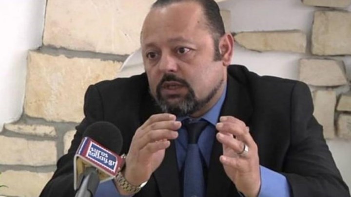 Νέα προκλητική εμφάνιση Σώρρα: Απειλεί ότι θα «εκτελέσει» τον Κοτζιά – ΒΙΝΤΕΟ