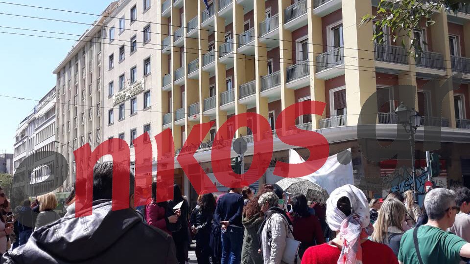 Συγκέντρωση διαμαρτυρίας της ΠΟΕΔΗΝ  – ΦΩΤΟ αναγνώστη