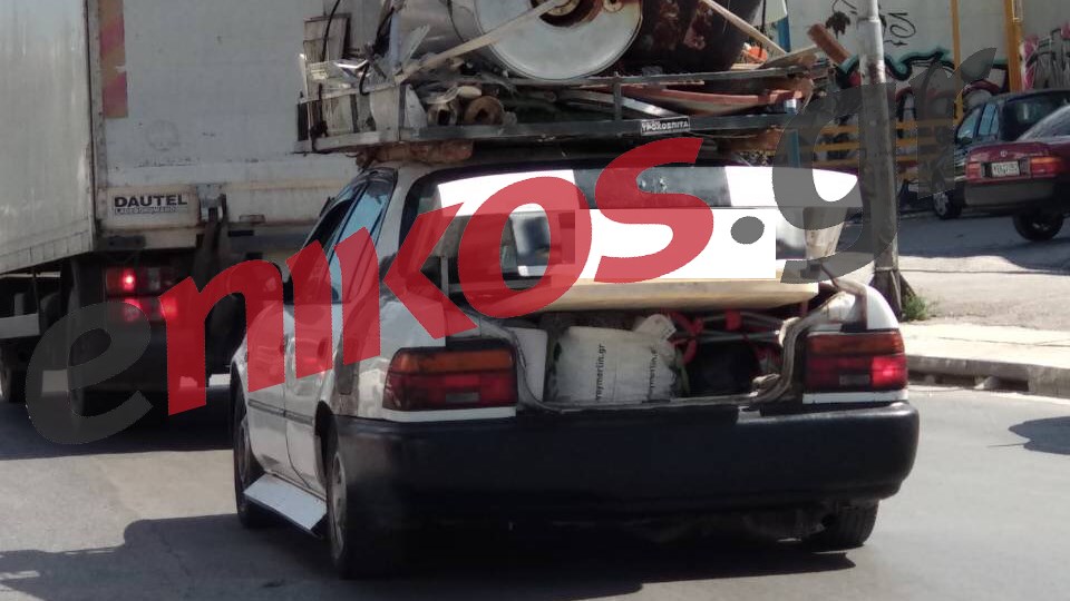 Οδηγός “βόμβα” στην Ιερά Οδό – Φόρτωσε θερμοσίφωνα και μπανιέρα στην αυτοσχέδια μπαγκαζιέρα – ΦΩΤΟ αναγνώστη