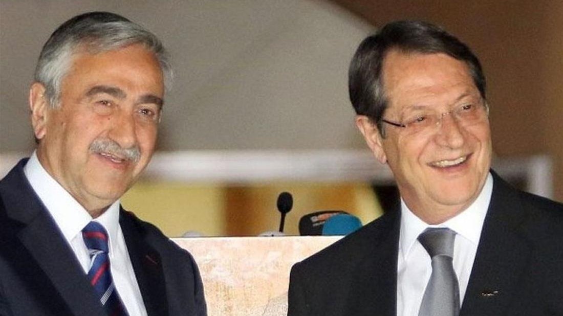 Κυβερνητικός εκπρόσωπος Κύπρου: Το τετ α τετ Αναστασιάδη – Ακιντζί είναι “σημαντική εξέλιξη”
