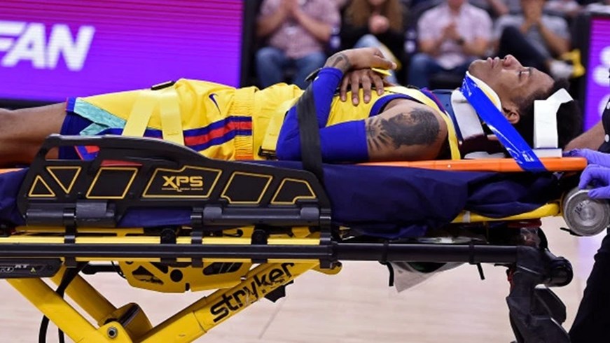 Σοκαριστικός τραυματισμός στο NBA – «Πάγωσε» όλο το γήπεδο- ΒΙΝΤΕΟ- ΦΩΤΟ