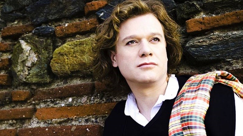 Γαϊτάνος: Μου αρέσει πάρα πολύ η Πάολα – Θα ήθελα να την καλέσω σε μια…