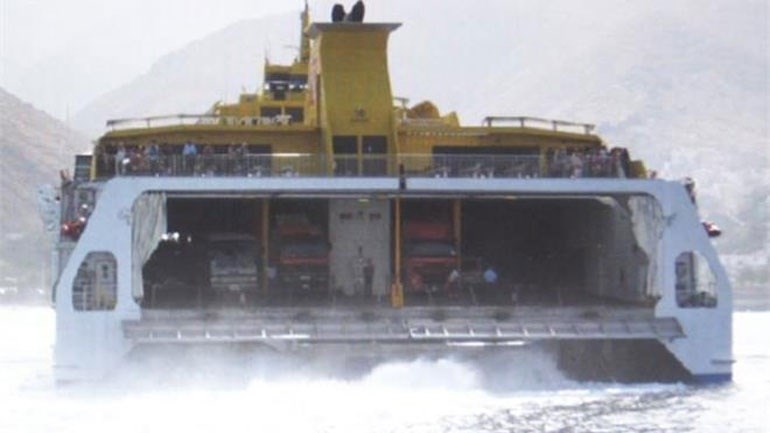 Μηχανική βλάβη παρουσίασε το FLYINGCAT 6 ανοιχτά της Αίγινας- ΤΩΡΑ