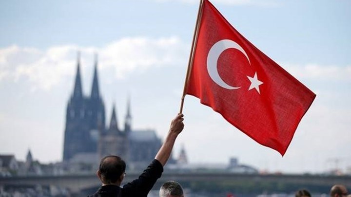 Die Welt: Η έλλειψη κράτους δικαίου και η πολιτική αστάθεια στην Τουρκία καταστρέφει τις ξένες εταιρίες