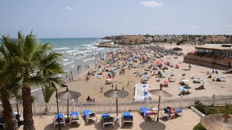 Τραγωδία: 9χρονος πέθανε παίζοντας ποδόσφαιρο σε παραλία της Ισπανίας