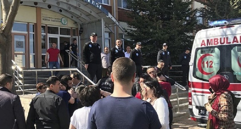 Oι πρώτες εικόνες από το μακελειό σε πανεπιστήμιο της Τουρκίας – ΦΩΤΟ – ΒΙΝΤΕΟ