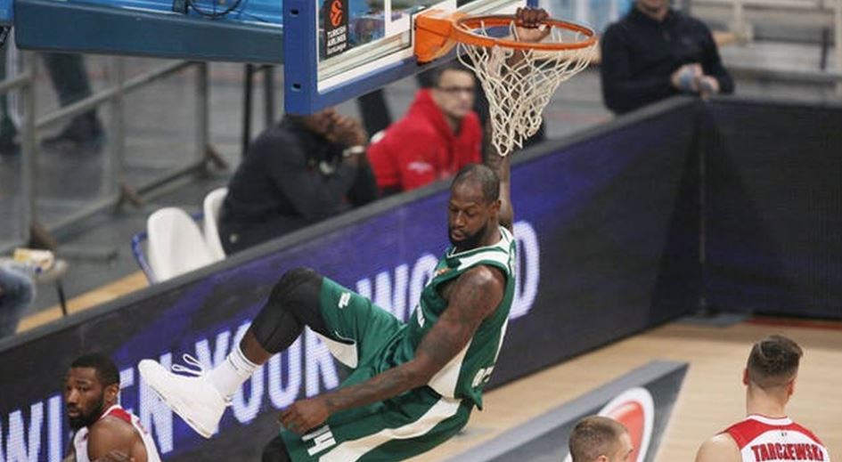 Αρμάνι – Παναθηναϊκός 69-61 (30′)