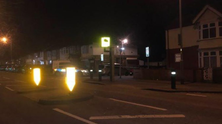 Συναγερμός στη Βρετανία: Πυροβολισμοί με τραυματίες στο Λούτον – ΤΩΡΑ