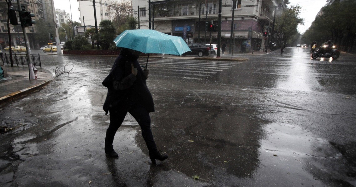 Με βροχές η περιφορά του Επιταφίου – Η πρόγνωση του καιρού