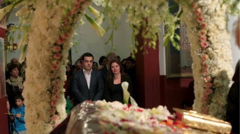 Στον Ιερό Ναό των Ταξιαρχών στην Τήλο ο Αλέξης Τσίπρας για την Ακολουθία του Επιταφίου