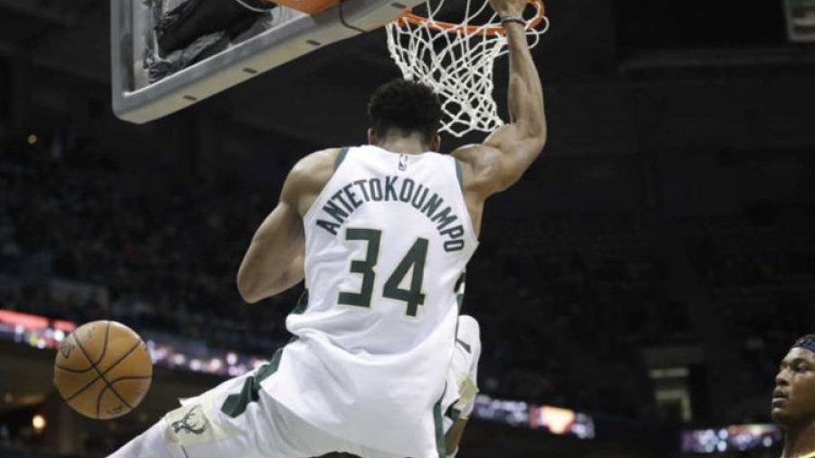 Νέα σπουδαία διάκριση για τον Αντετοκούνμπο στο Μιλγουόκι