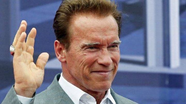 Ο Σβαρτσενέγκερ επέστρεψε σπίτι του μετά την εγχείρηση στην καρδιά του