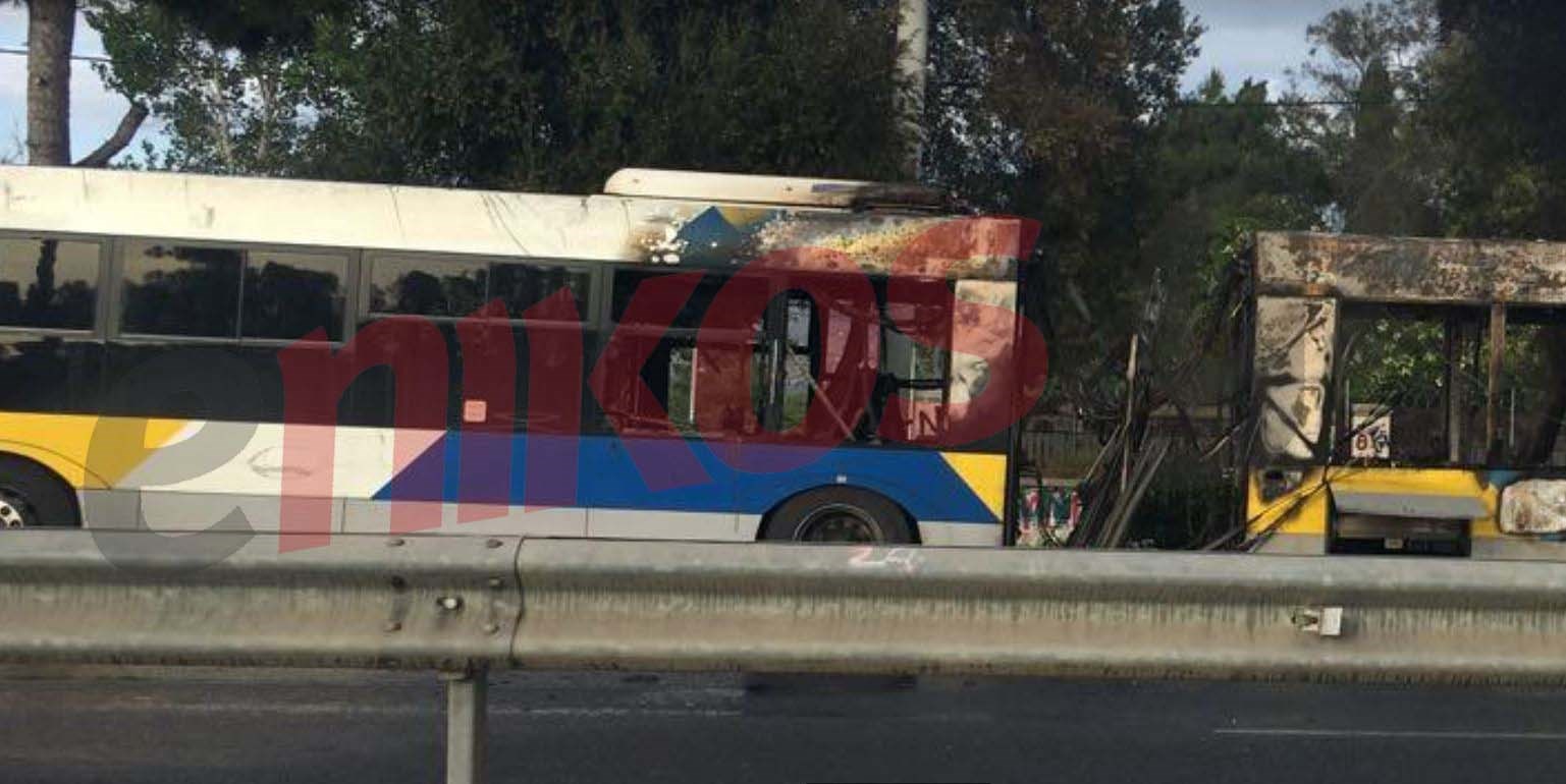 Αστικό λεωφορείο τυλίχθηκε στις φλόγες στην Ποσειδώνος – ΦΩΤΟ αναγνώστη