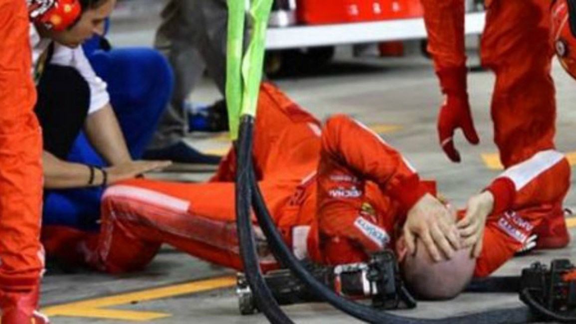 Χειρουργήθηκε ο άτυχος μηχανικός της Ferrari- Τον παρέσυρε ο Ράικονεν φεύγοντας από τα πιτς