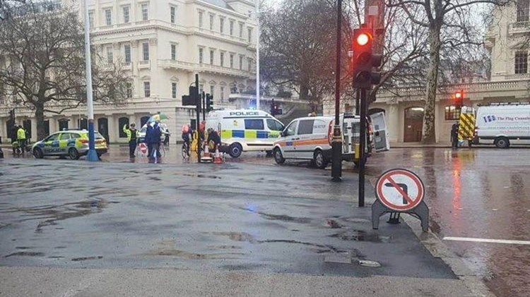 Συναγερμός στο παλάτι του Μπάκιγχαμ – Εντοπίστηκε ύποπτο όχημα – ΦΩΤΟ