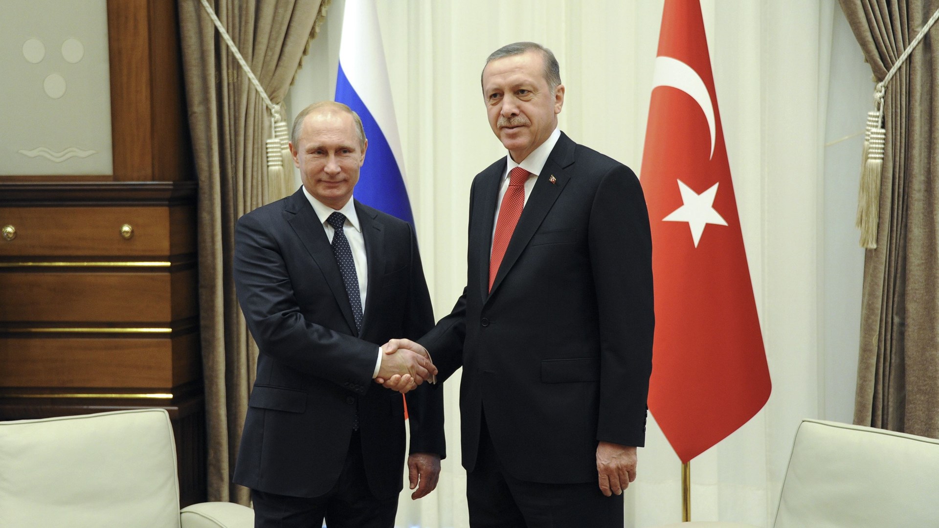 Ο Ερντογάν εξέφρασε στον Πούτιν την «ανησυχία» του για τις επιθέσεις στη Γούτα της Συρίας