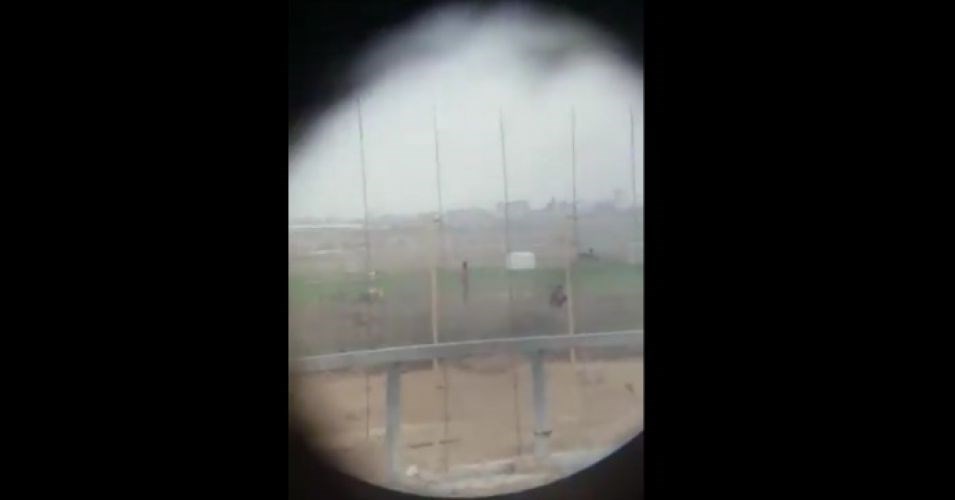 Σάλος για το βίντεο που τράβηξε ελεύθερος σκοπευτής ενώ πυροβολούσε άοπλο Παλαιστίνιο – ΒΙΝΤΕΟ