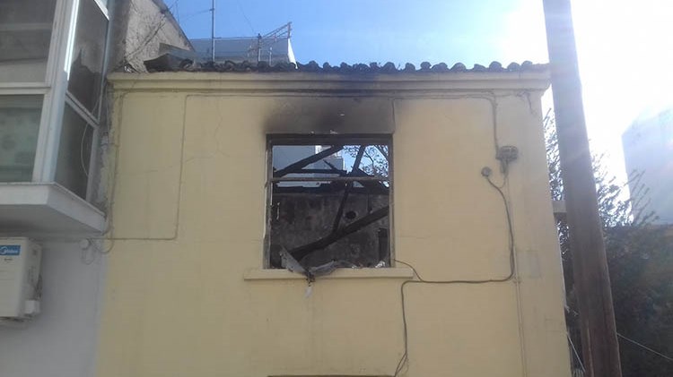 Σκύλος-φύλακας άγγελος την έσωσε από το φλεγόμενο σπίτι – ΦΩΤΟ