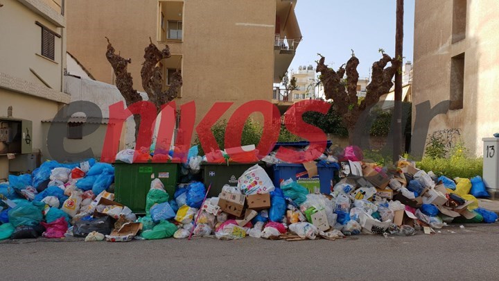 Παρέμβαση της εισαγγελέως του Αρείου Πάγου για τα σκουπίδια που έχουν “πνίξει” την Αιγιαλεία