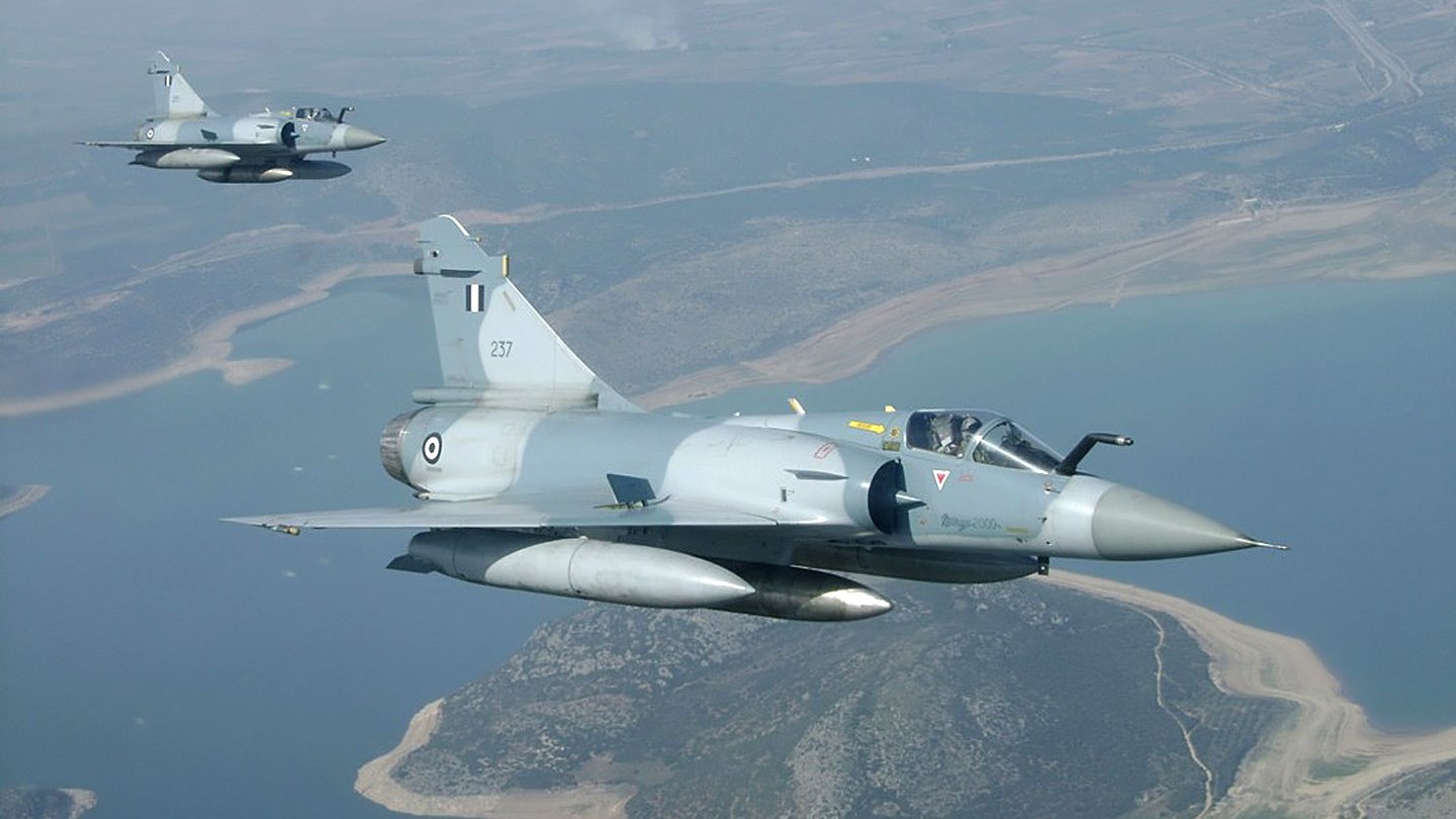 Λίγο πριν προσγειωθεί έπεσε το Mirage 2000 – Επέστρεφε από αναχαίτιση τουρκικών αεροσκαφών