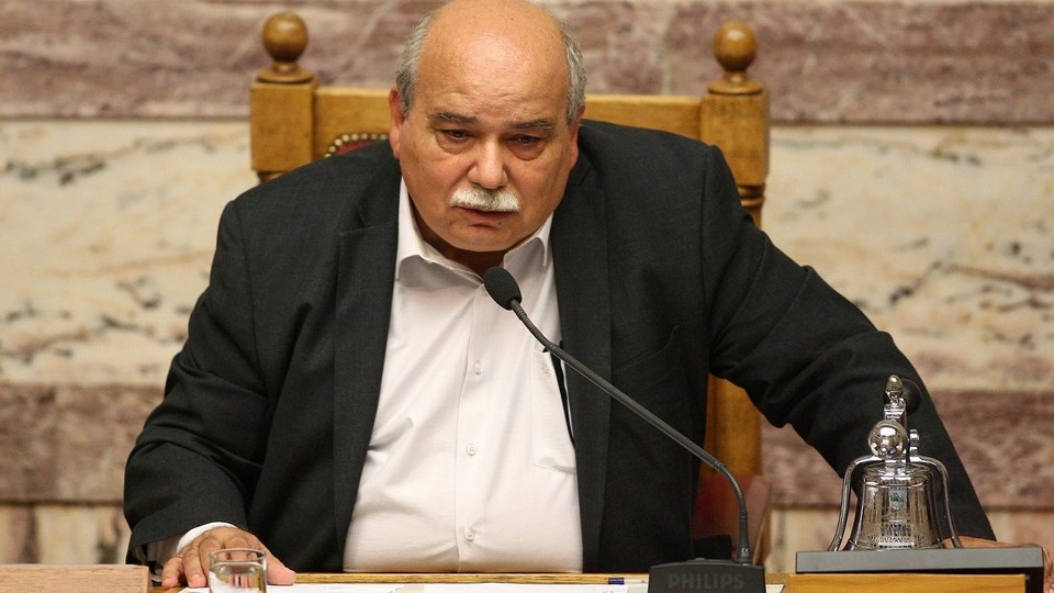 Ο Νίκος Βούτσης για τον θάνατο του πιλότου του Mirage: Έφυγε υπερασπιζόμενος την πατρίδα μας, αλλά θα μείνει για πάντα στις καρδιές μας