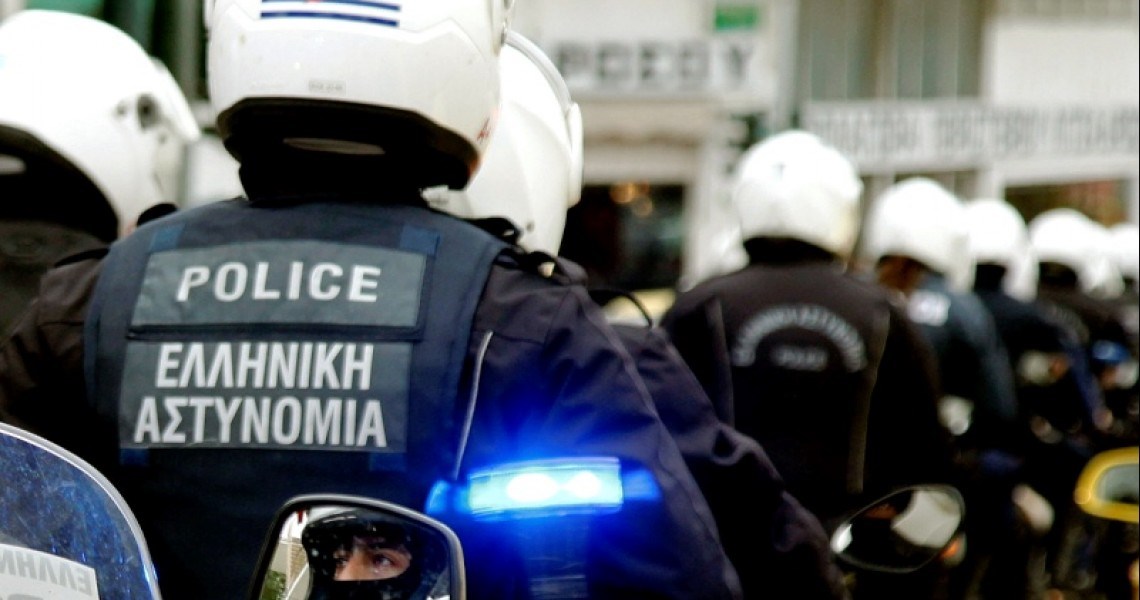800 αστυνομικούς βγάζει στο δρόμο ο Τόσκας – Τους παίρνει από τους επισήμους