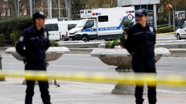 Συνελήφθησαν 70 Τούρκοι αξιωματικοί για διασυνδέσεις με τον Γκιουλέν