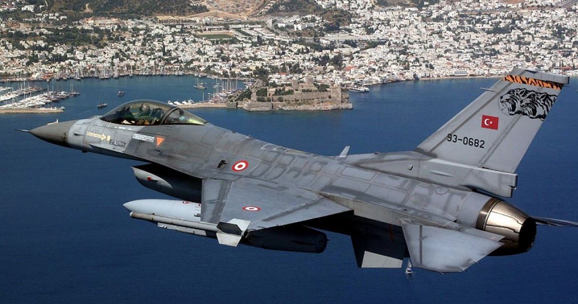 Χωρίς ίχνος σεβασμού οι Τούρκοι: 32 παραβιάσεις σε ημέρα πένθους των ελληνικών Ενόπλων Δυνάμεων