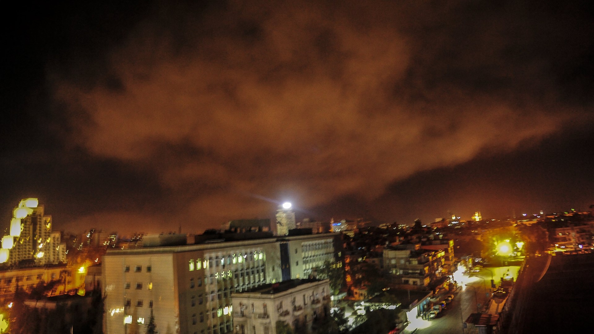 Η “χειρουργική” επέμβαση ΗΠΑ-Βρετανίας-Γαλλίας στη Συρία και η οργή του Πούτιν – Όλες οι αντιδράσεις