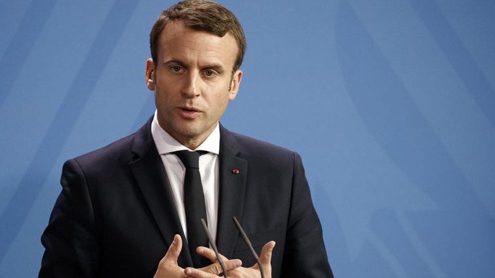 Τηλεφωνικές συνομιλίες Μακρόν με Τραμπ και Μέι για τη Συρία