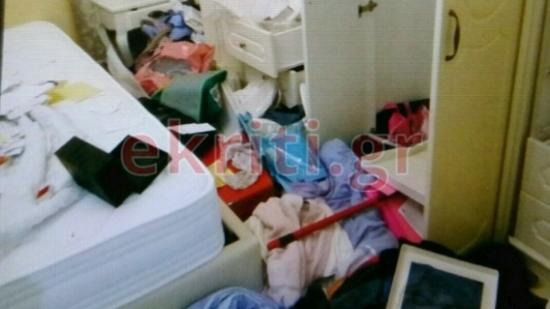 Διαρρήκτες “ρήμαξαν” διαμερίσματα και έφυγαν με το αυτοκίνητο ενός από τους ενοίκους- ΦΩΤΟ