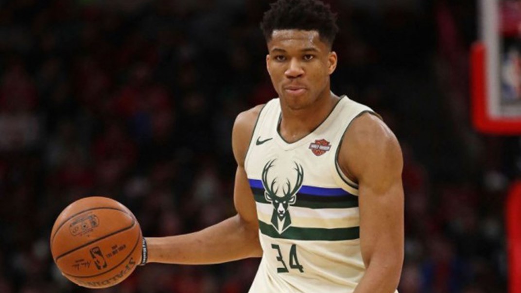 Αντετοκούνμπο: «Θα είμαι πάντα ένας φιλόδοξος πολεμιστής και ένας περήφανος Έλληνας»