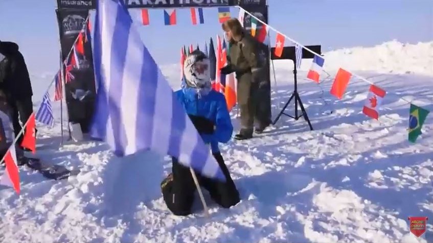 Ένας Έλληνας κατέκτησε τον Βόρειο Πόλο: Ο Αργύρης Παπαθανασόπουλος θριάμβευσε στον Μαραθώνιο – ΒΙΝΤΕΟ