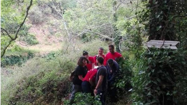 Συγκλονιστικές ΦΩΤΟ από επιχείρηση διάσωσης τουρίστριας σε φαράγγι της Κρήτης