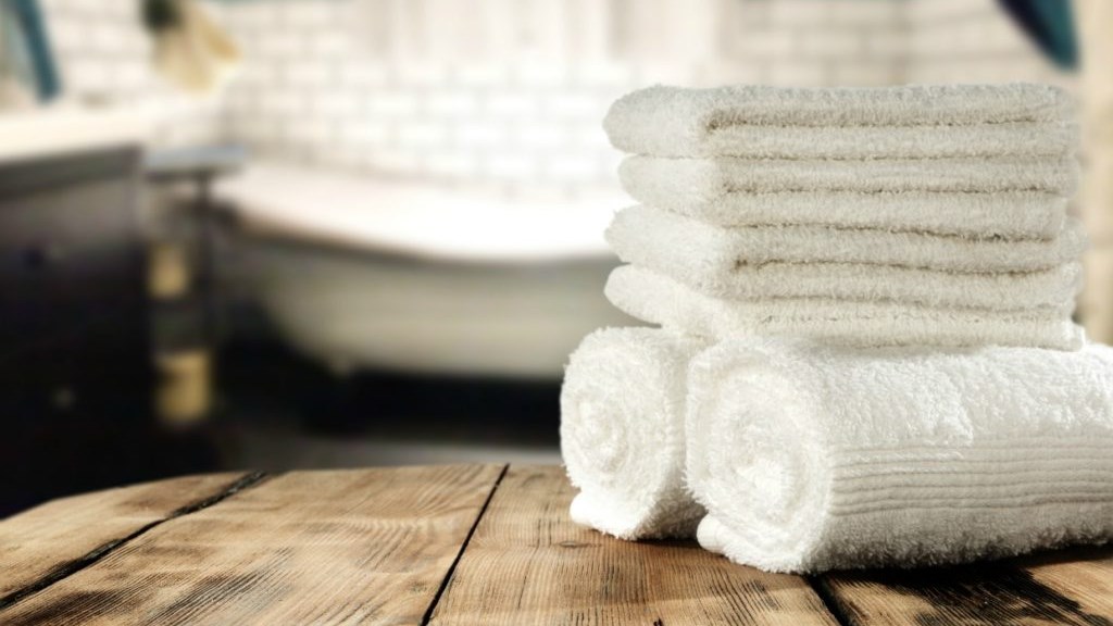 Υγρασία και μούχλα τέλος με ένα υλικό που δεν φαντάζεστε