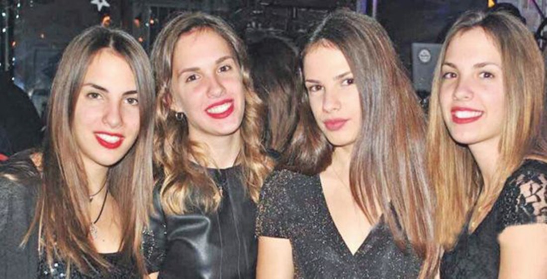 Το αληθινό story που έγινε…διαφήμιση – Οι τετράδυμες  που σάρωσαν στις Πανελλαδικές του 2017 έγιναν τηλεοπτικό σποτ