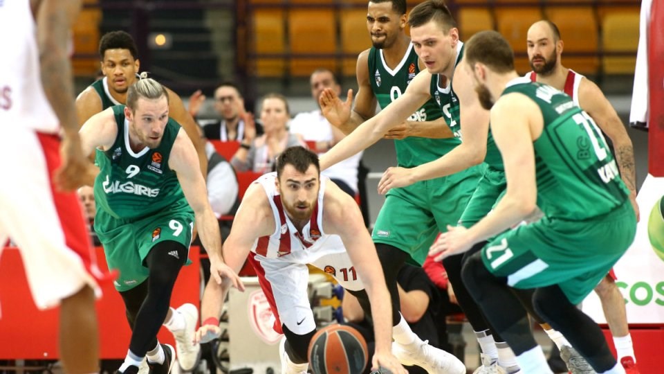 Ολυμπιακός – Ζαλγκίρις 23-12 (10′)