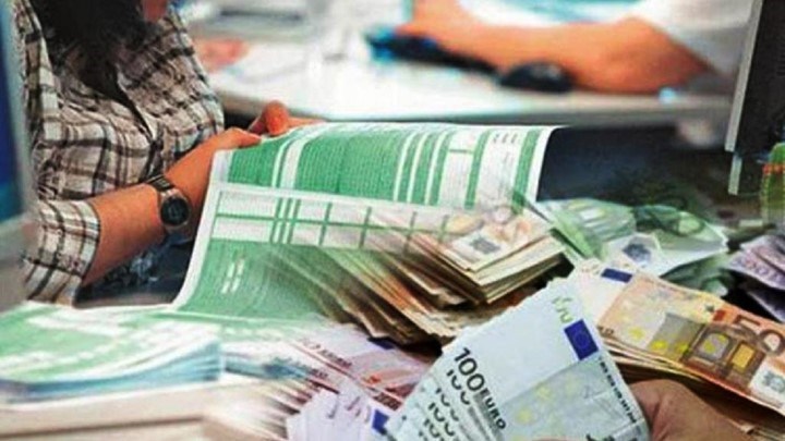 Φόροι έως και 150 ευρώ σε χιλιάδες φοιτητές