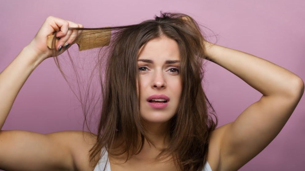 Το ξέρετε ότι και οι γυναίκες αντιμετωπίζουν πρόβλημα φαλάκρας;