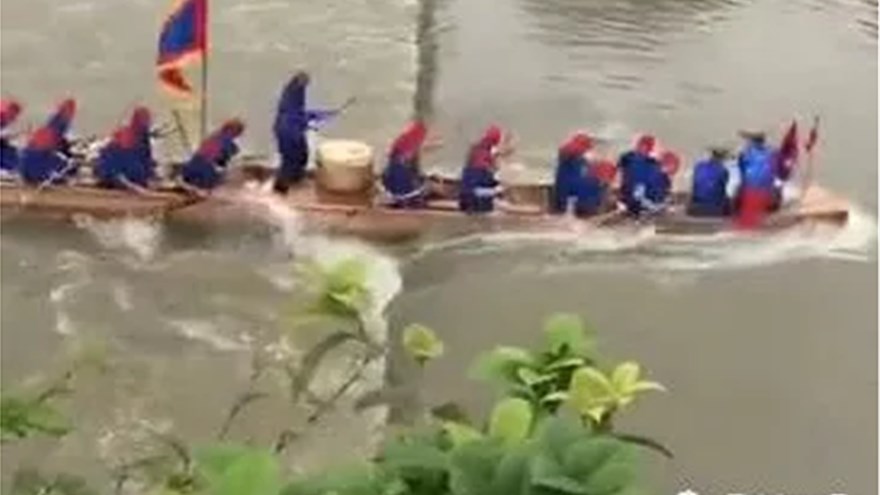 Τραγωδία στην Κίνα: Πνίγηκαν 17 κωπηλάτες – Συγκλονιστικές εικόνες – ΒΙΝΤΕΟ