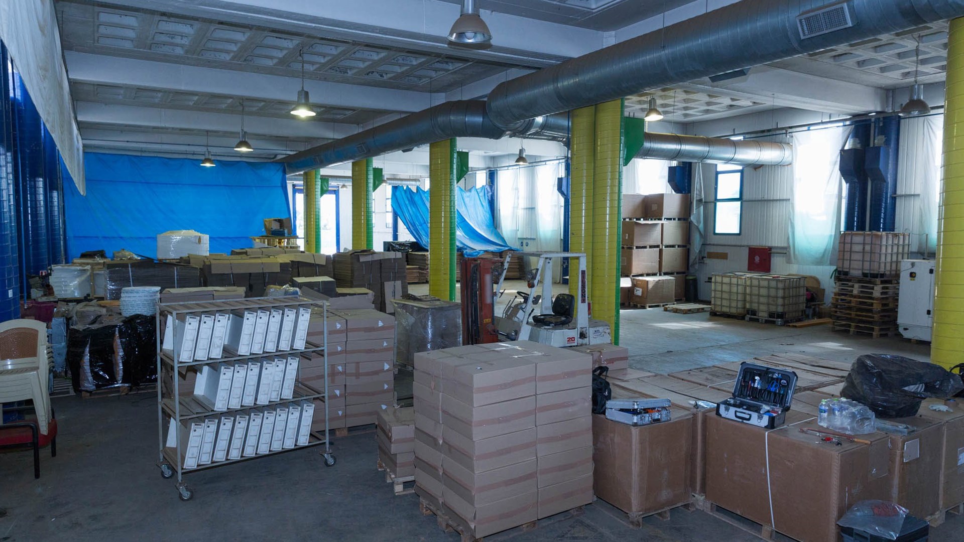 Ο “εγκέφαλος” ήταν απόστρατος αστυνομικός – Τα εργοστάσια και τα…λαθραία τσιγάρα – ΒΙΝΤΕΟ