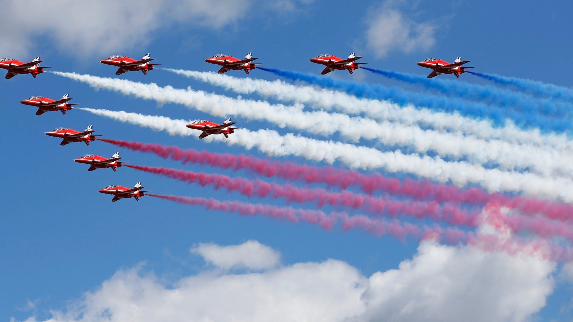 Αεροσκάφη των Red Arrows στην 114 Πτέρυγα Μάχης – Εκεί υπηρετούσε ο Γιώργος Μπαλταδώρος