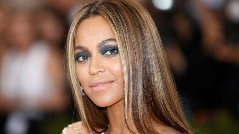 Δυσάρεστο απρόοπτο για την Μπιγιονσέ επί σκηνής – ΒΙΝΤΕΟ